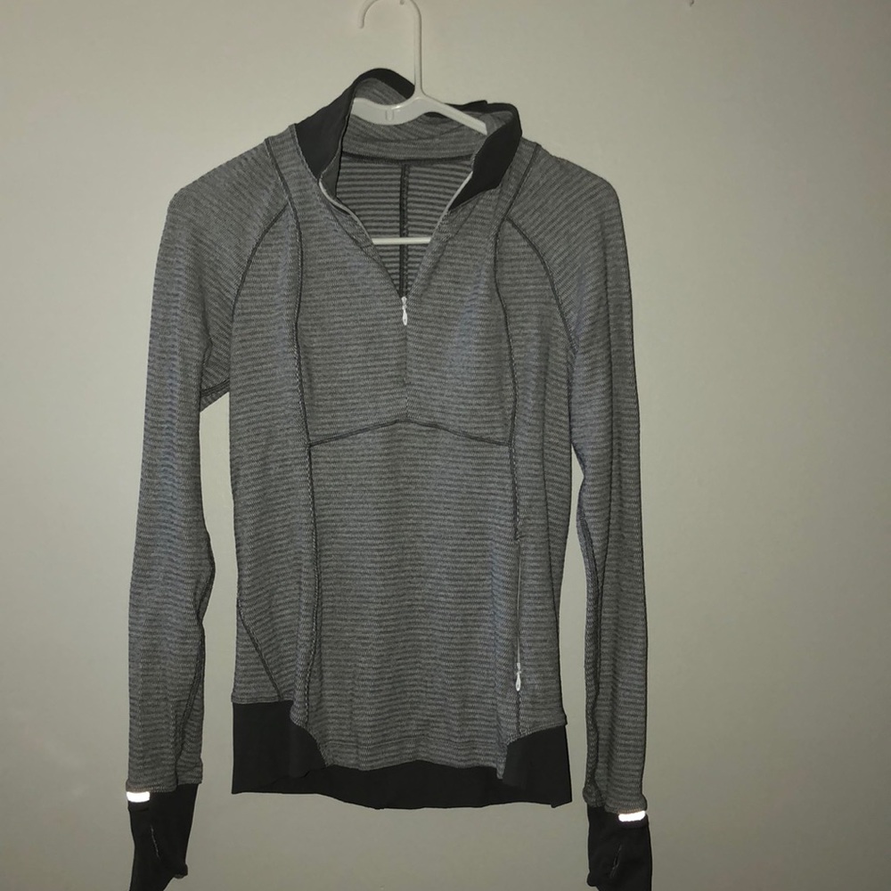 LuluLemon Pullover